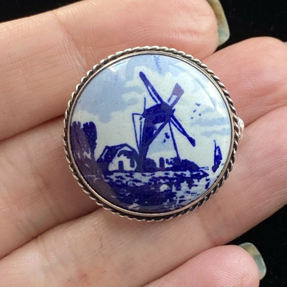 Vintage Dutch Delft Blue Ceramic Windmill Pin Sterling Silver Holland Brooch 1" - Picture 1 of 7